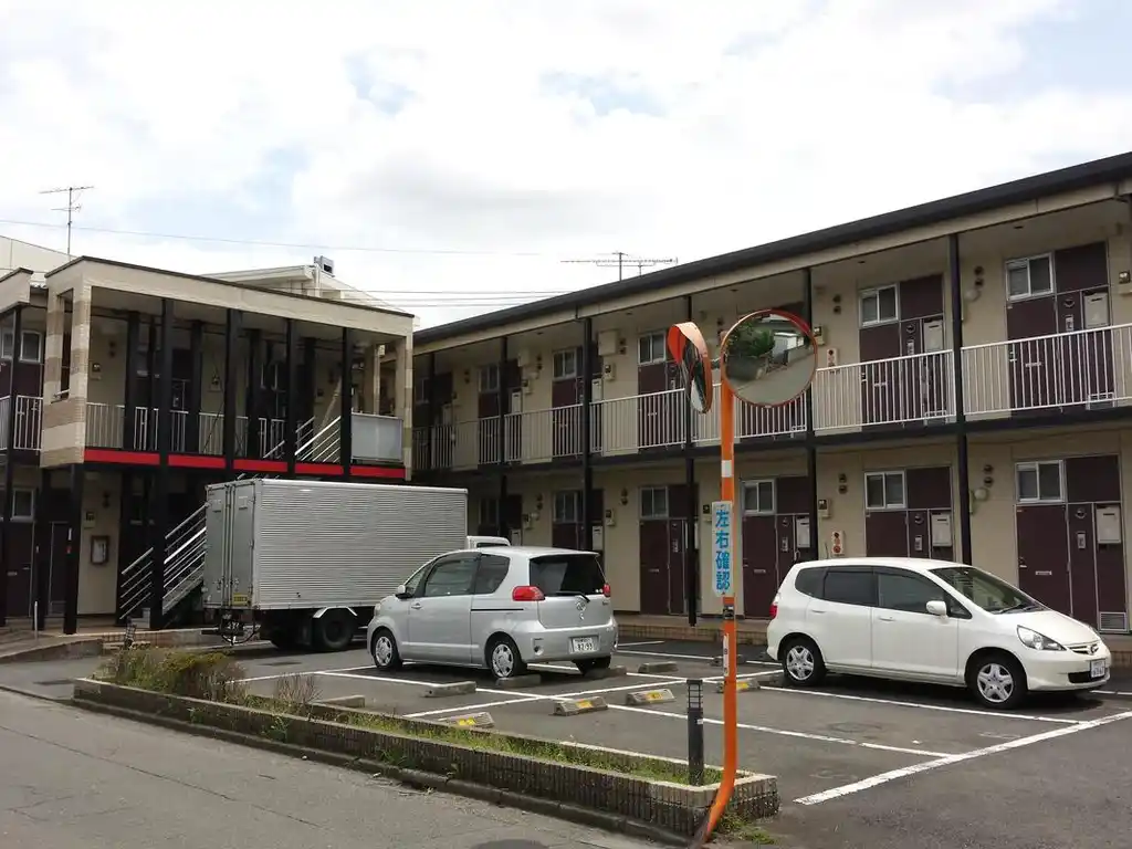 レオパレスシリウス町田 外観