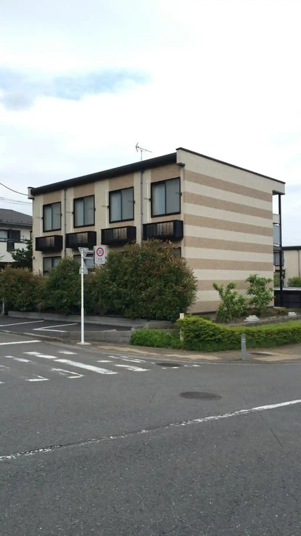 レオパレスヴィーナス 外観