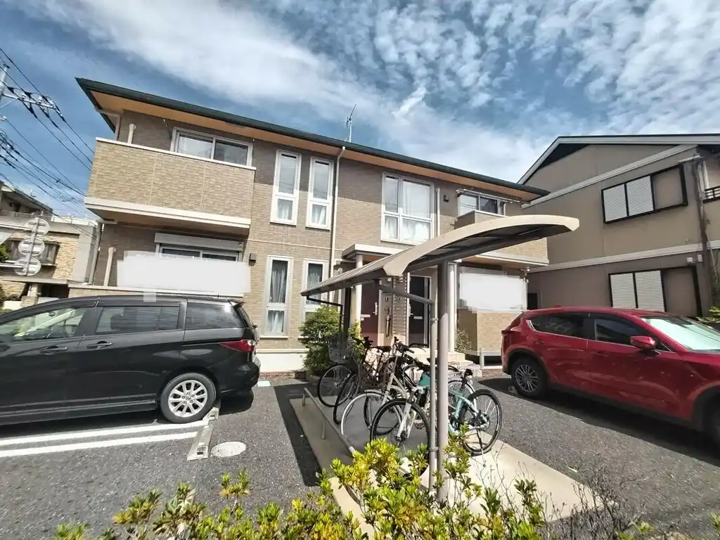 レ・リヤン.シマムラ 外観