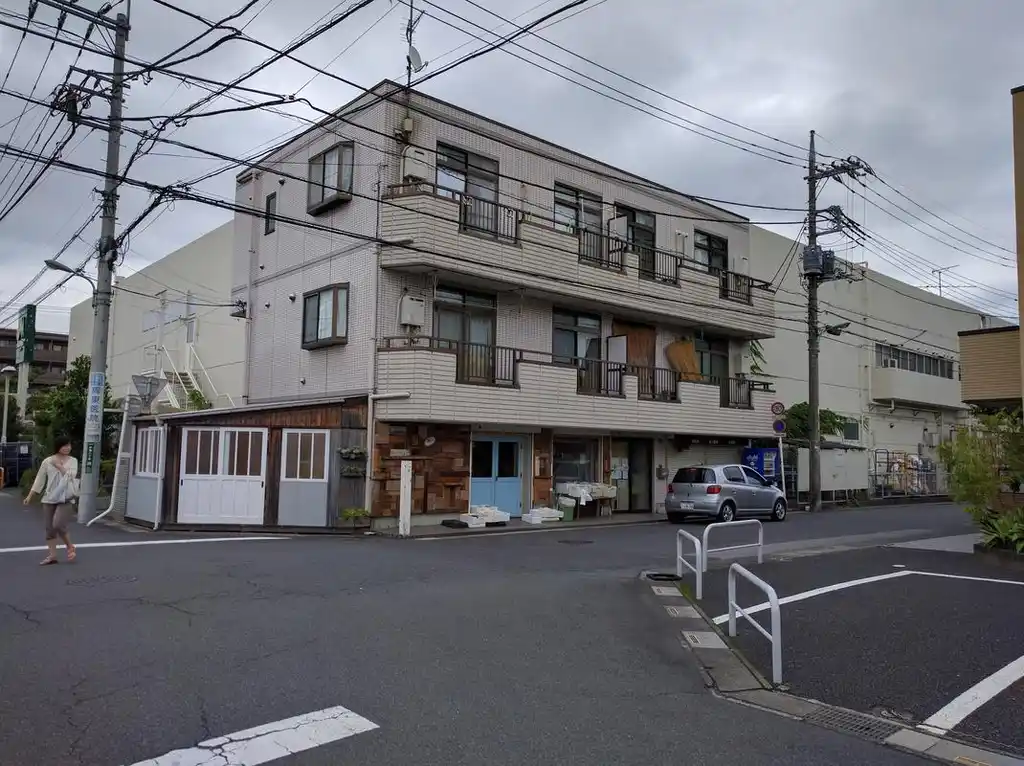 戸塚イースト 外観