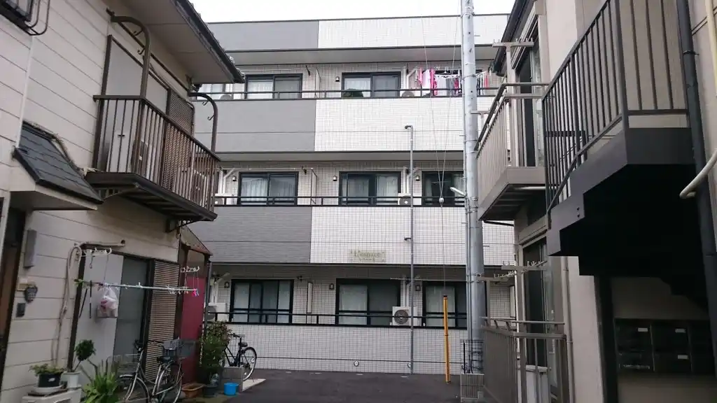 レスパース 外観