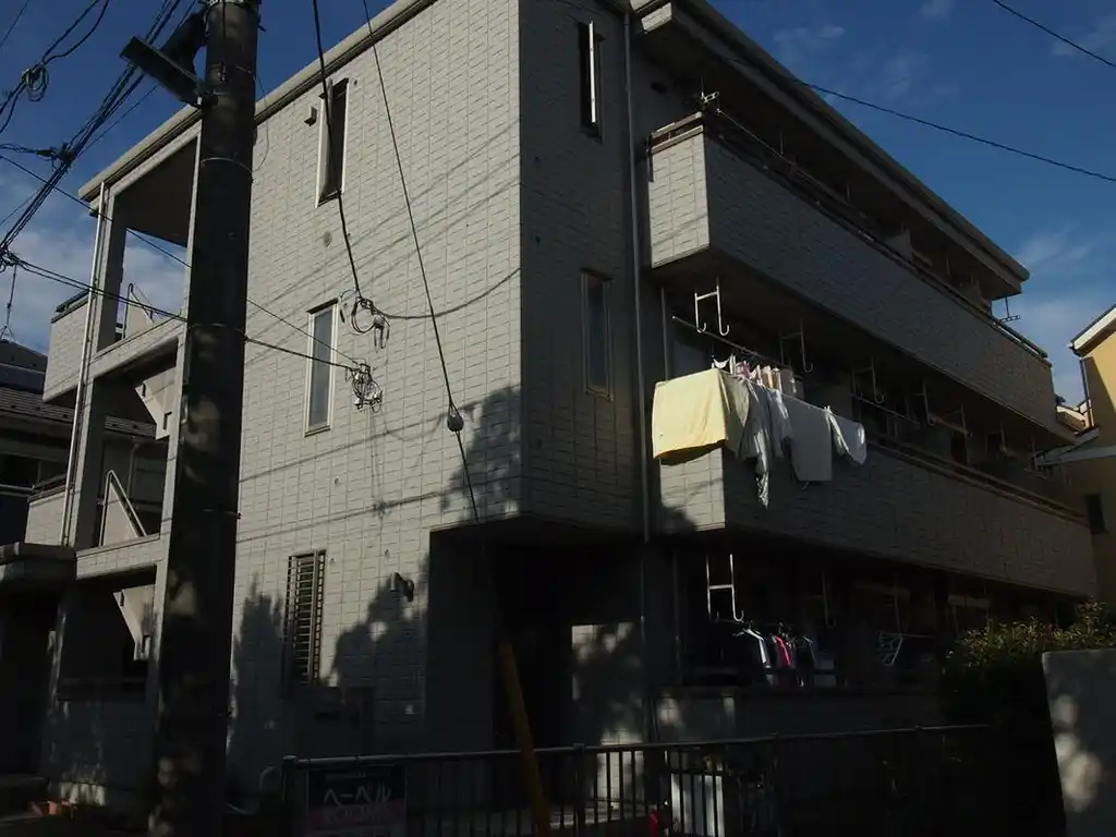 MAISON 仲 外観