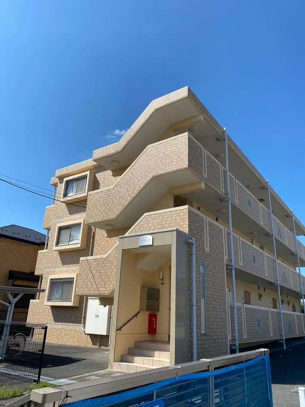 クラストフィールド 外観