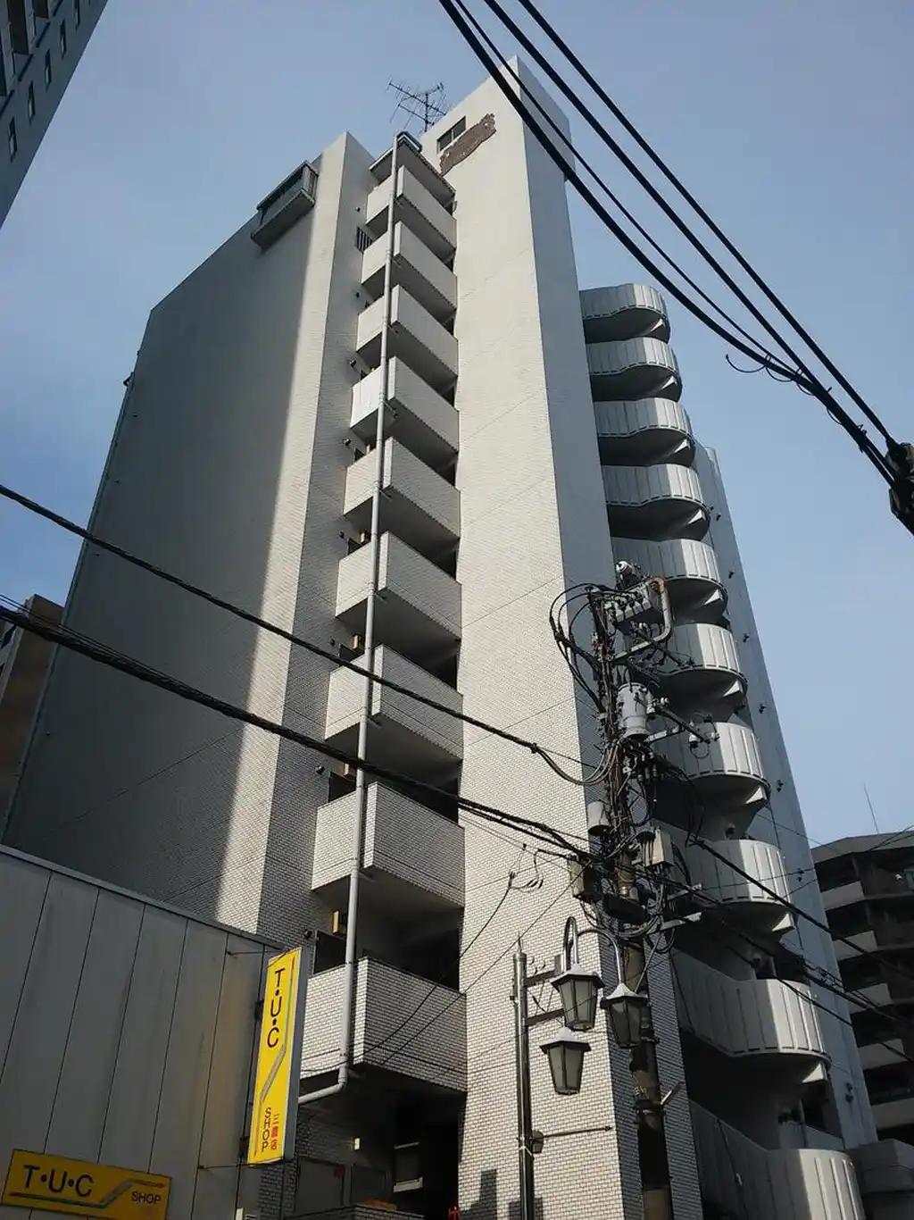 ライオンズプラザ三鷹サカイビル 外観