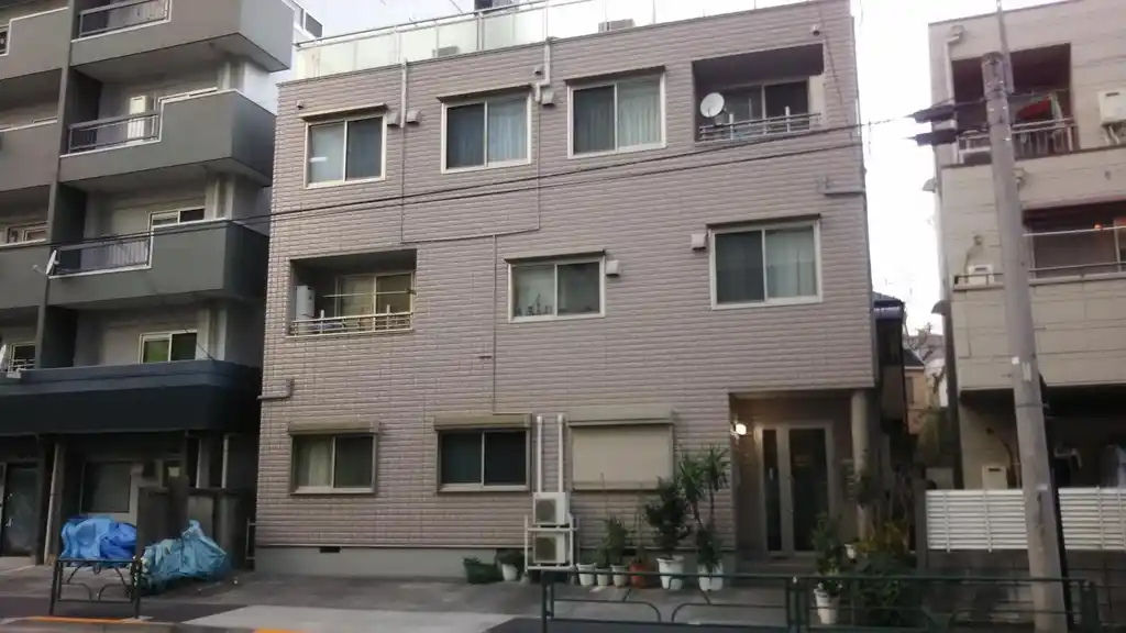 メゾンドルミエール 外観