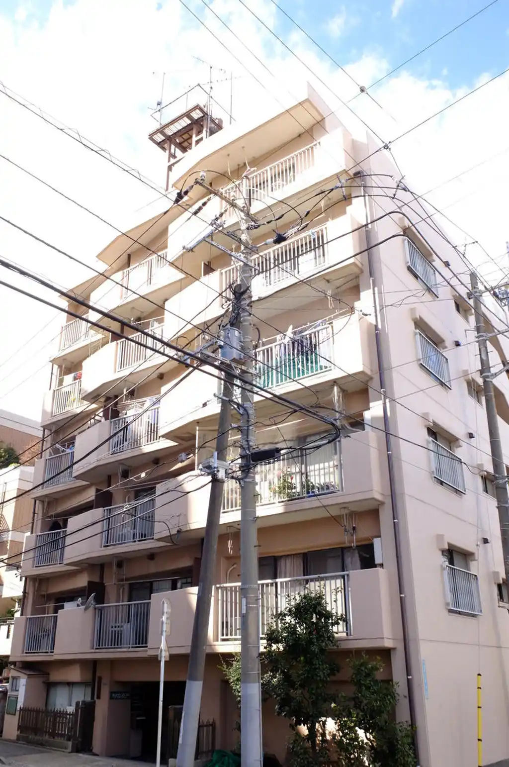 レジデンス石山 外観