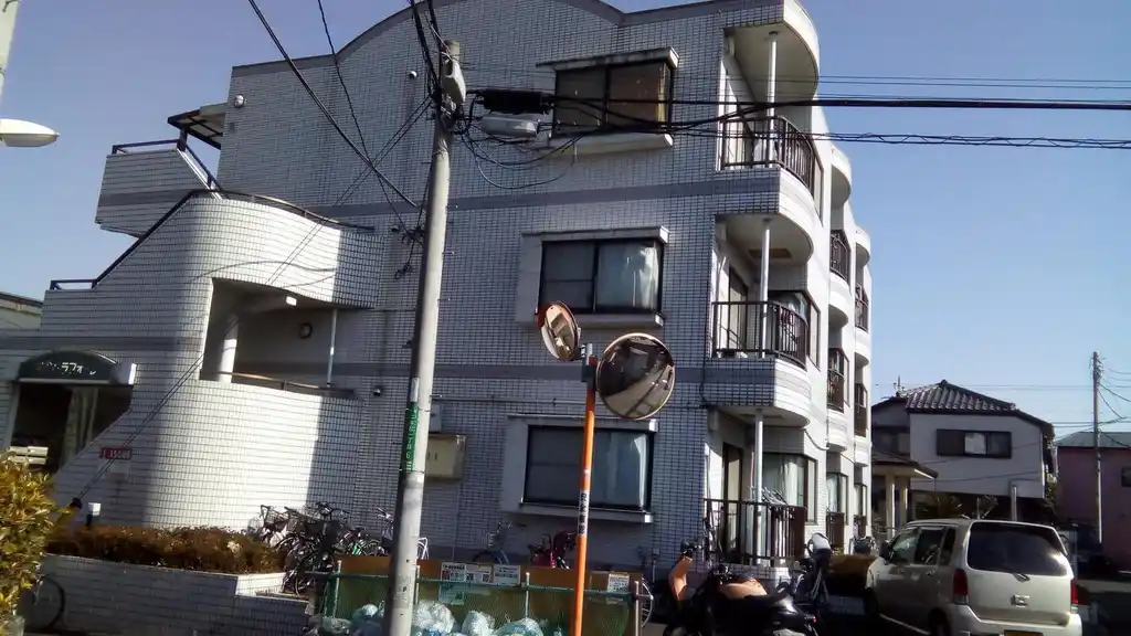 メゾンラフォーレ2 外観