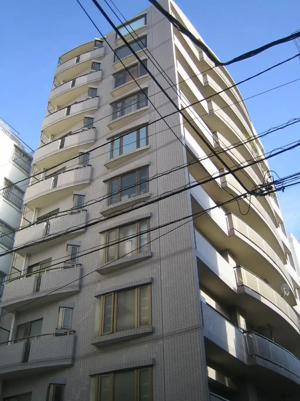 朝日サテライト原宿 外観
