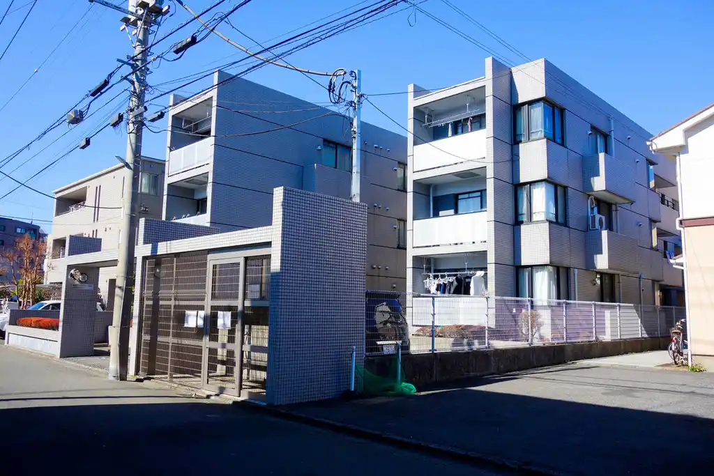 ヤマトイーストコート1060 外観