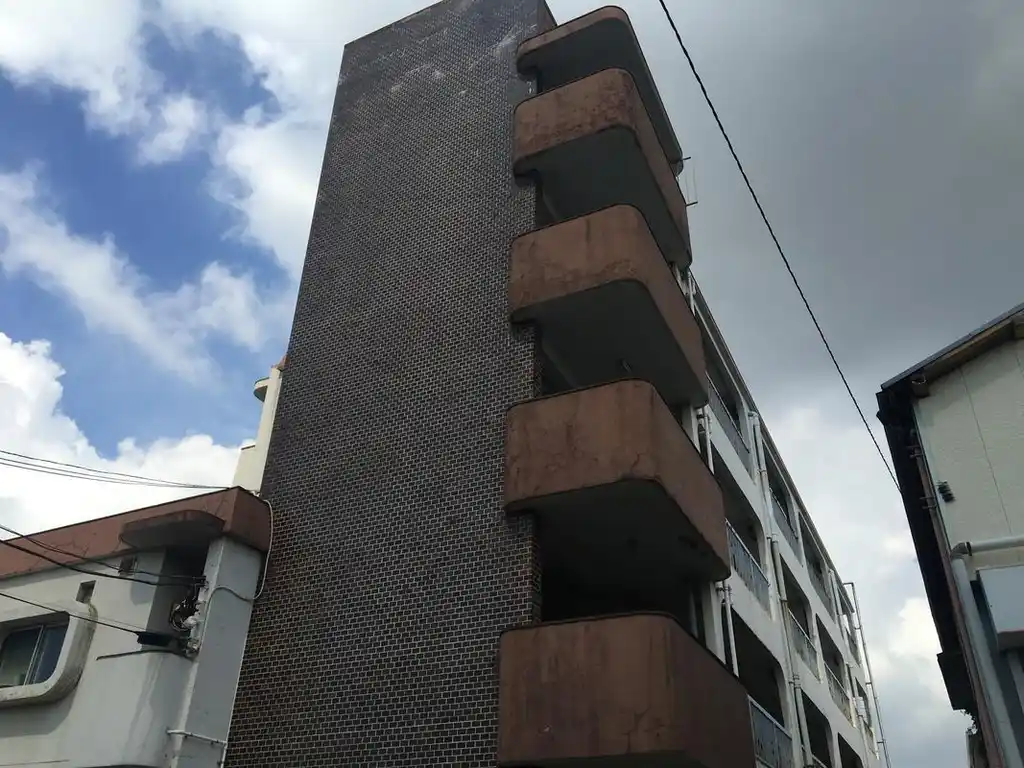 メゾン八幡 外観