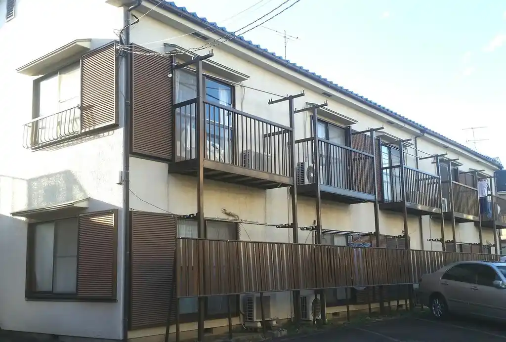 ブルーハイツ滝 外観