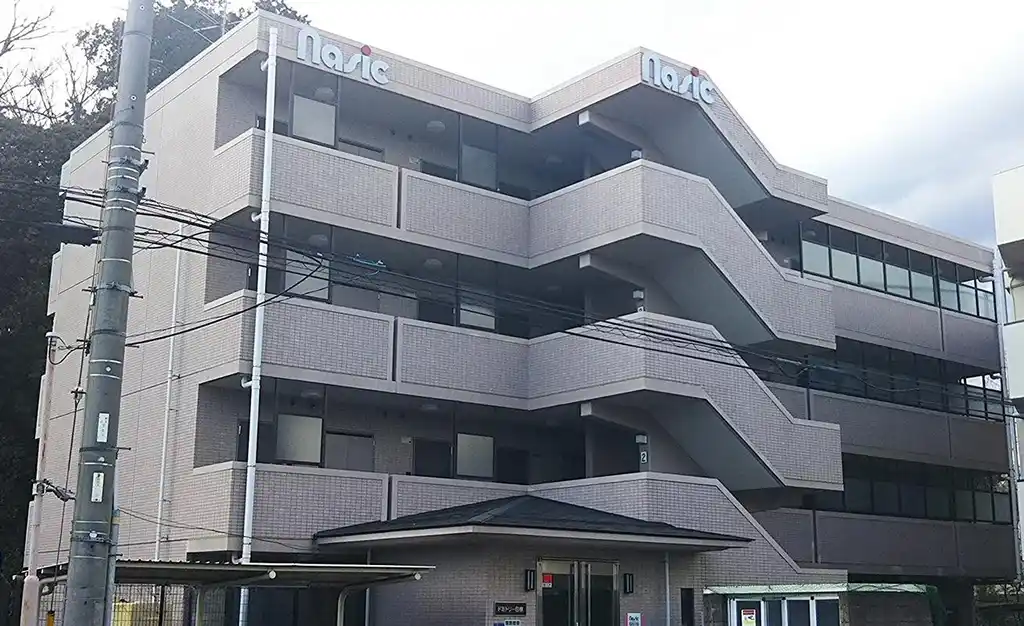 ドミトリー白根 外観