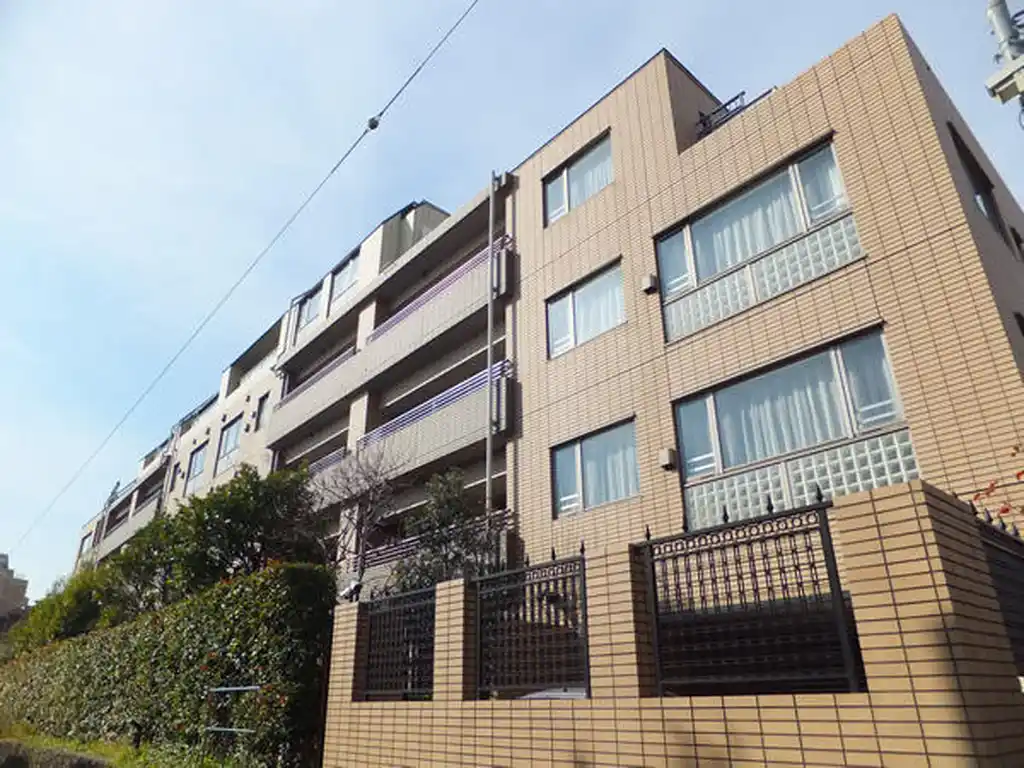 ライオンズマンション南青山グランフォート 外観