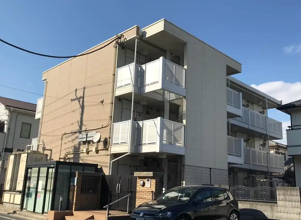 レオパレスブリロ上戸田 外観