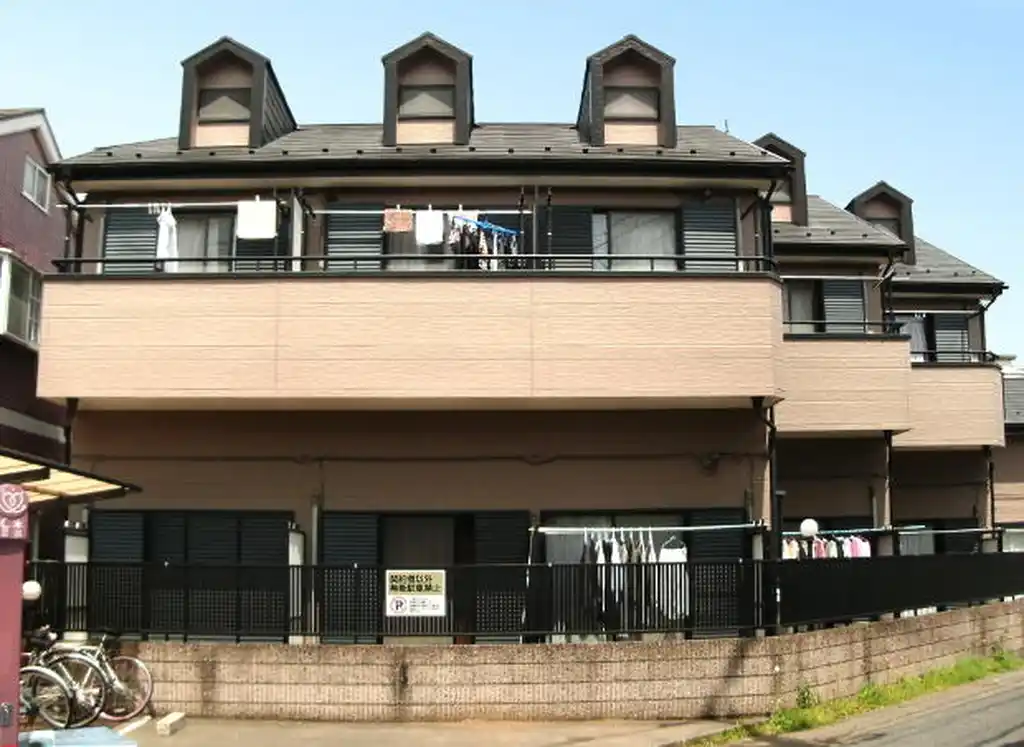 クレセントハイツ本町III 外観