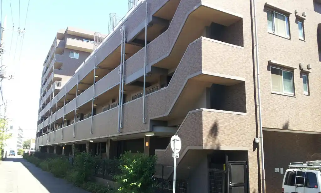 サンパティオ伊勢原 外観