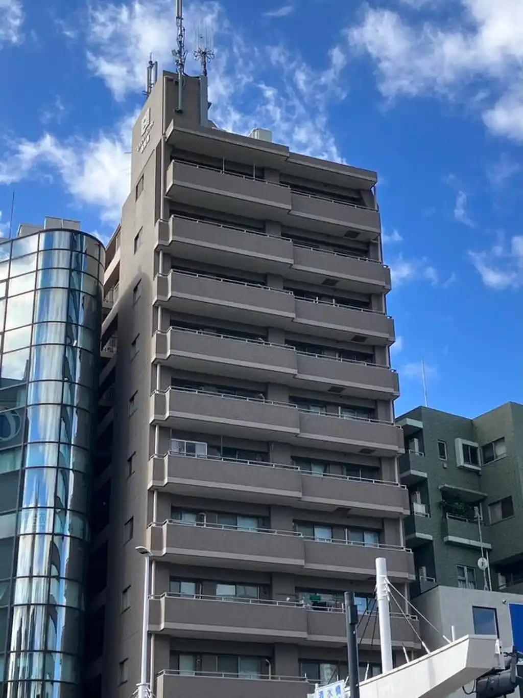 エクセルシオール西新宿 外観