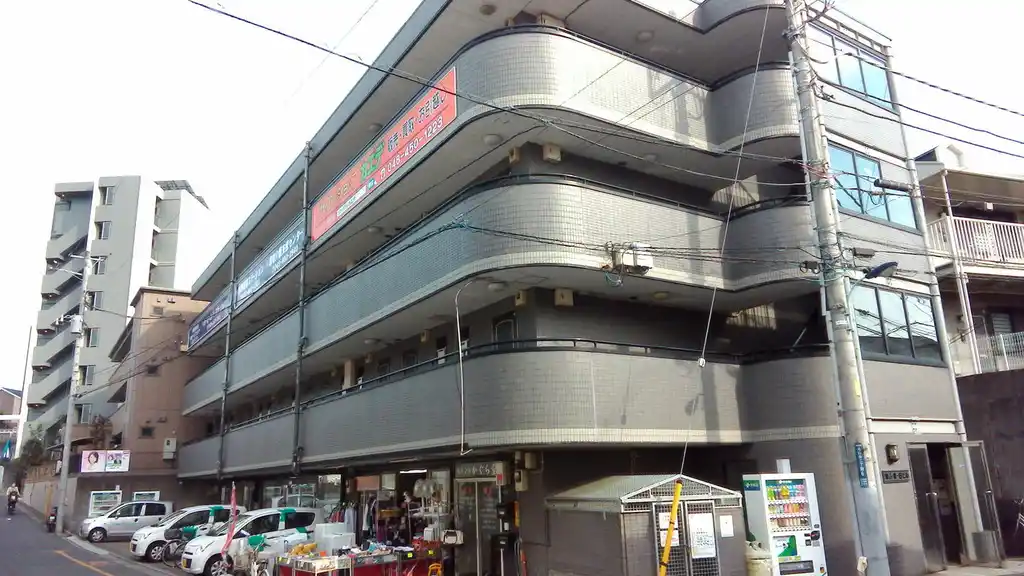 WJ・W-8ビル 外観