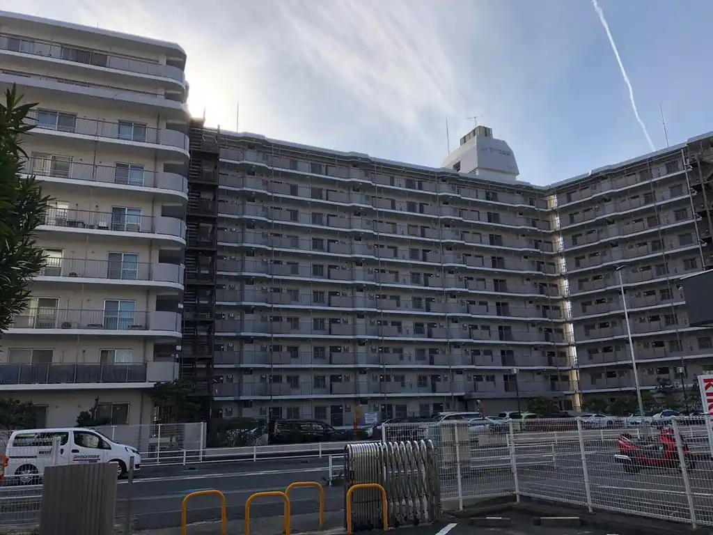 ハイラーク浦和 外観
