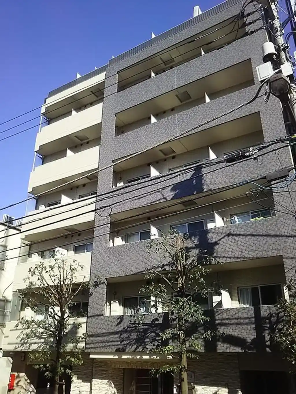 プレール・ドゥーク北新宿 外観