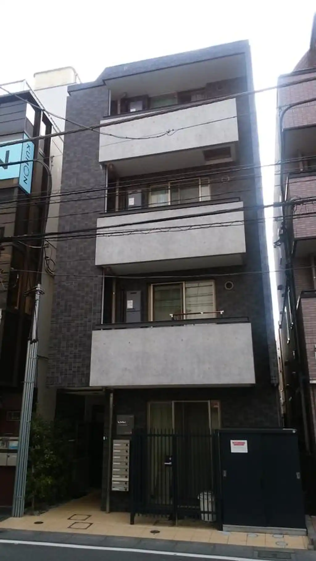 リブリ・LAVARIE国分寺 外観