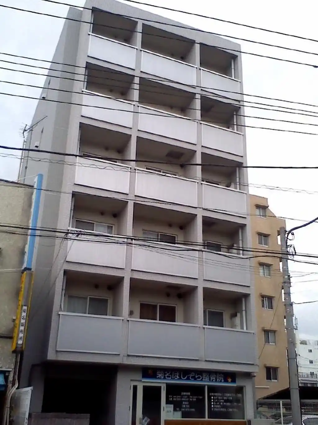 ラピス菊名 外観