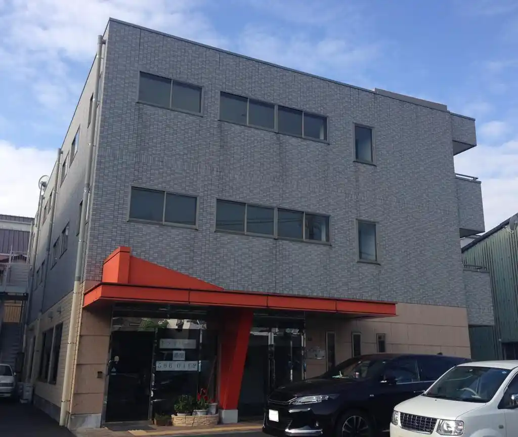 アークKA館 外観