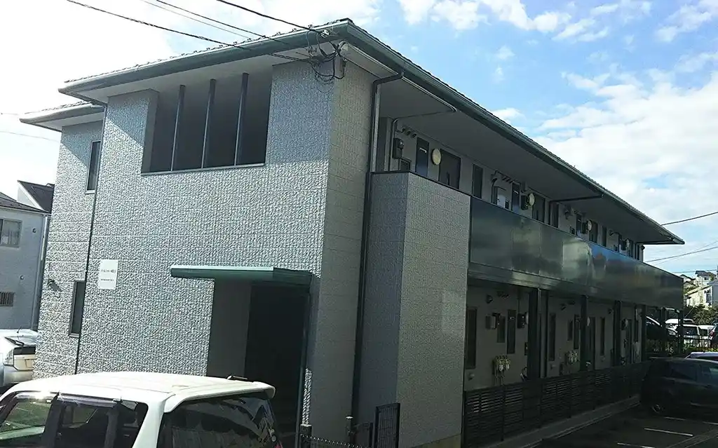 パールシャトー城田 II 外観