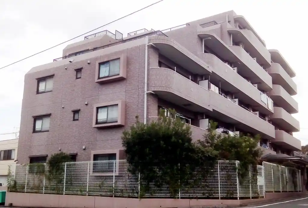 ライオンズマンション京王堀之内第5 外観