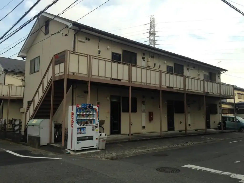 ラーク・タカ共和C 外観