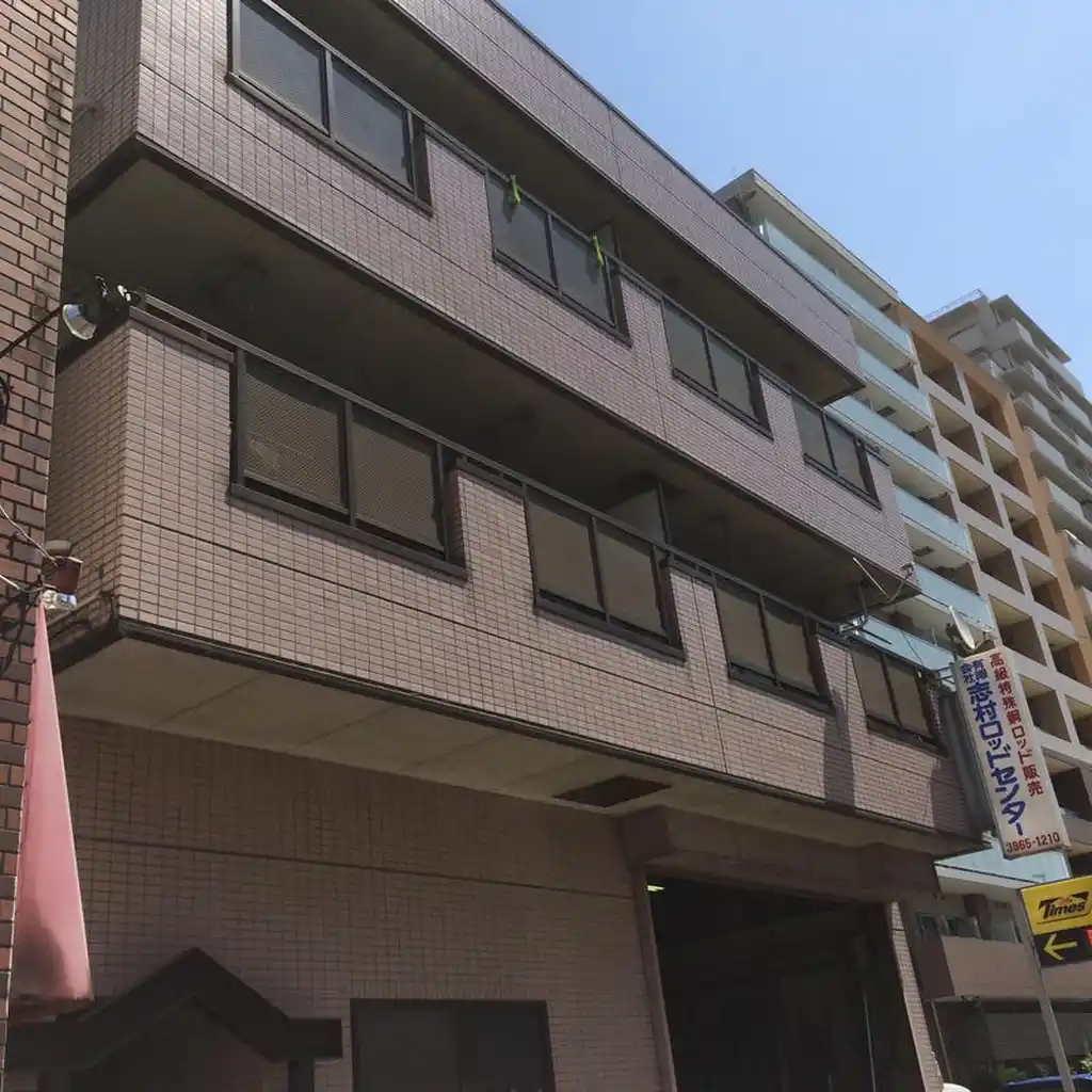 ロイヤルコーポ小豆沢 外観