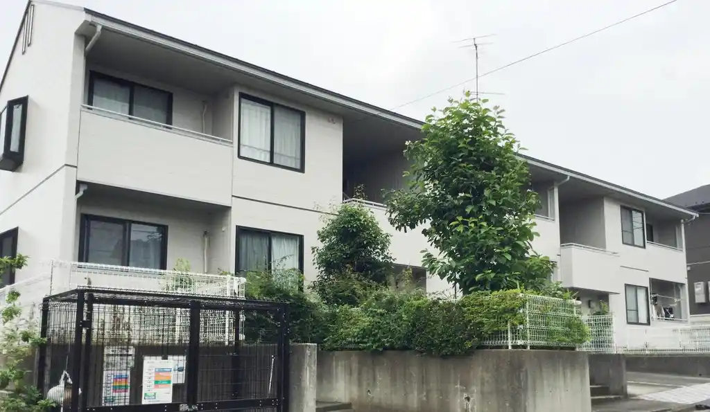 アゼリアヒルズC棟 外観