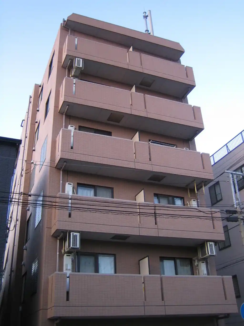 ヌーヴェル横浜 外観