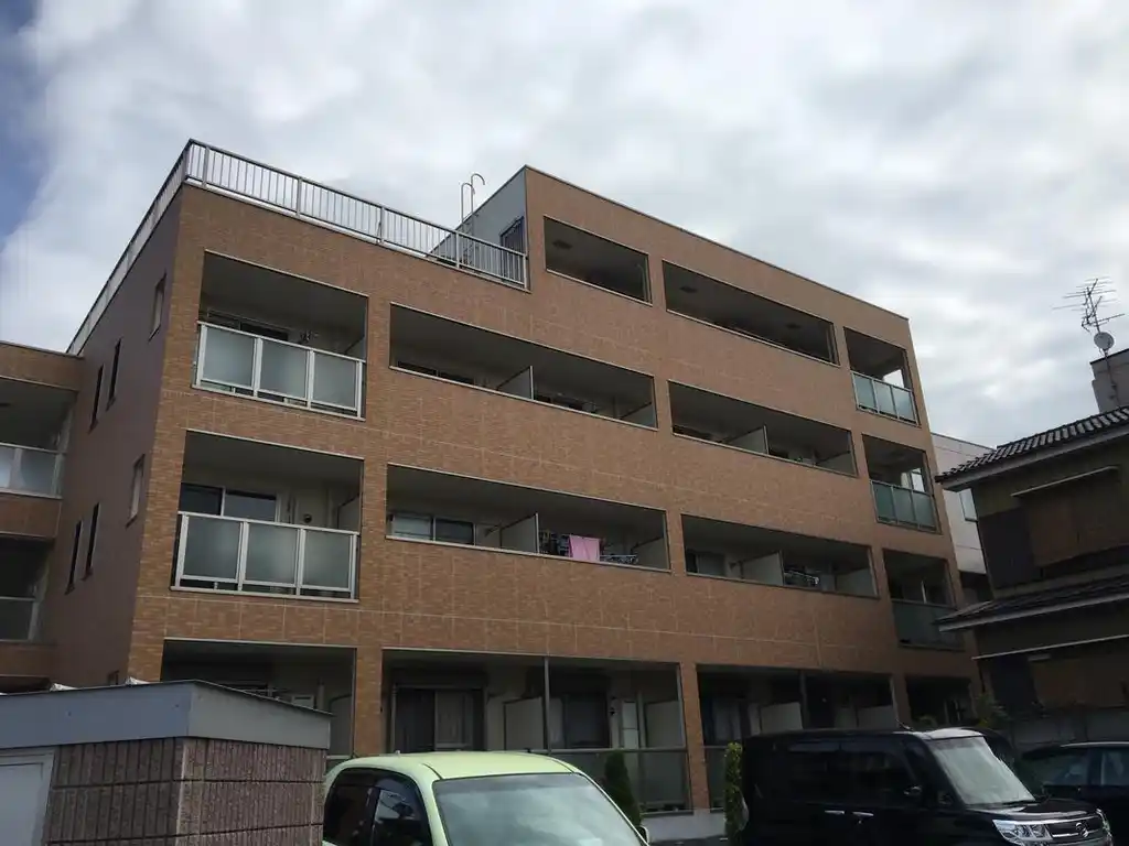 ル シーズ 外観