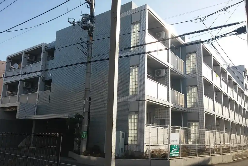 BIRD TOWN 9番館 外観