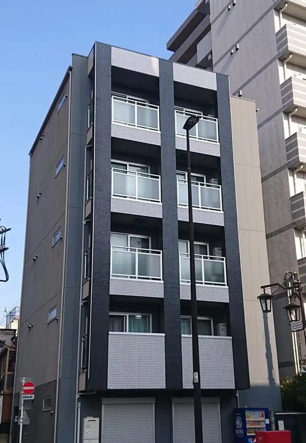 b'CASA東日暮里 外観