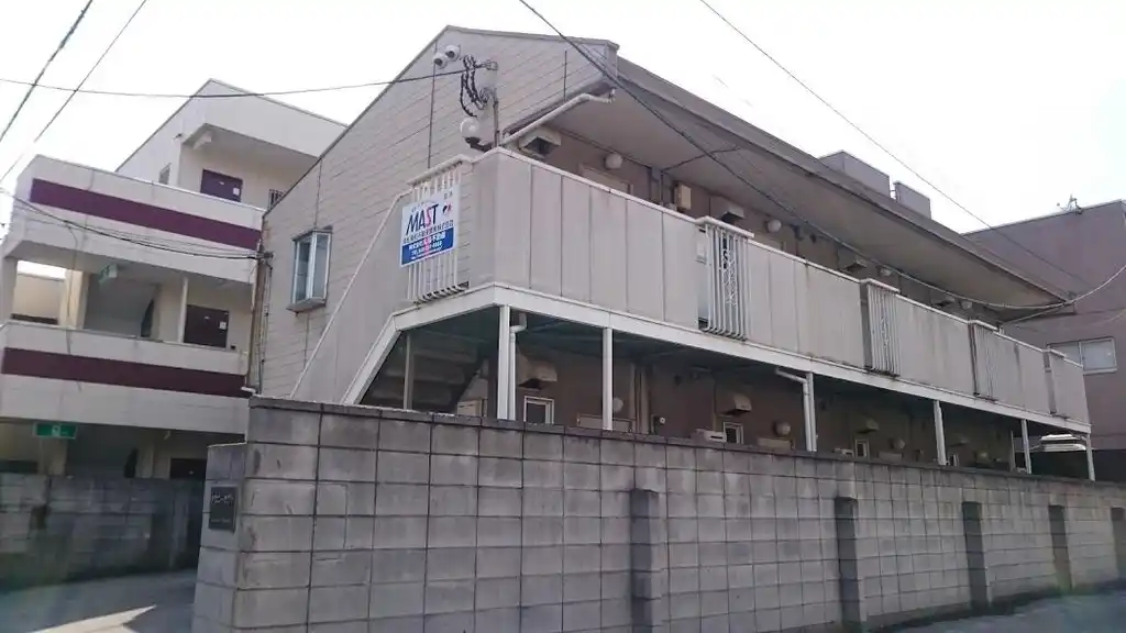 タウニーオグリ 外観