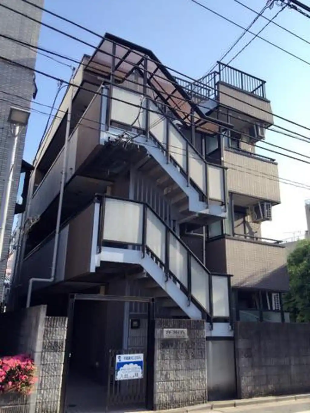 プチフロイデェ 外観