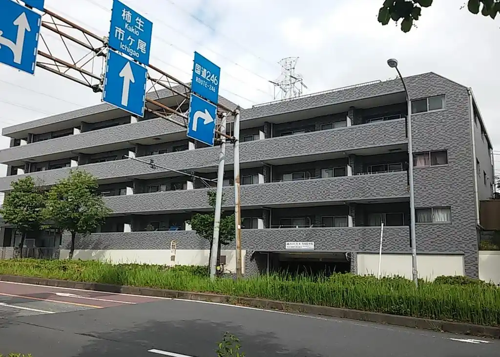 レフィーズ荏田 外観