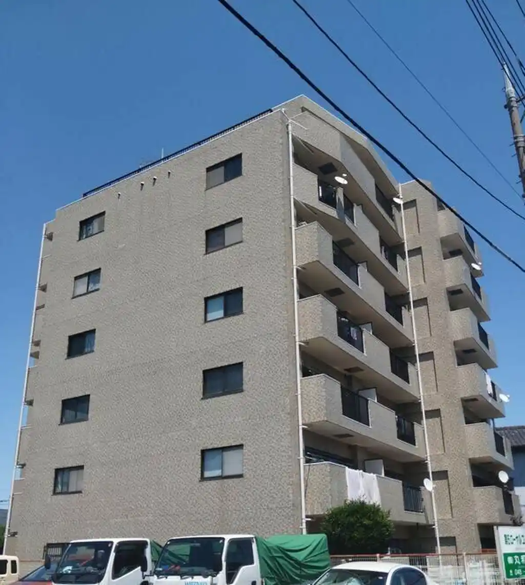 川口青木第6ローヤルコーポ 外観