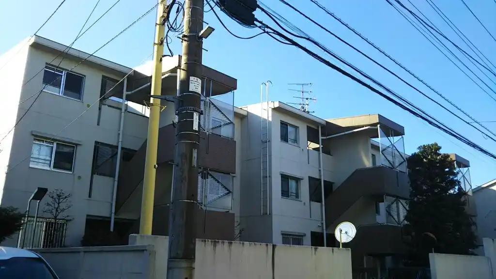 アネシス国立 外観
