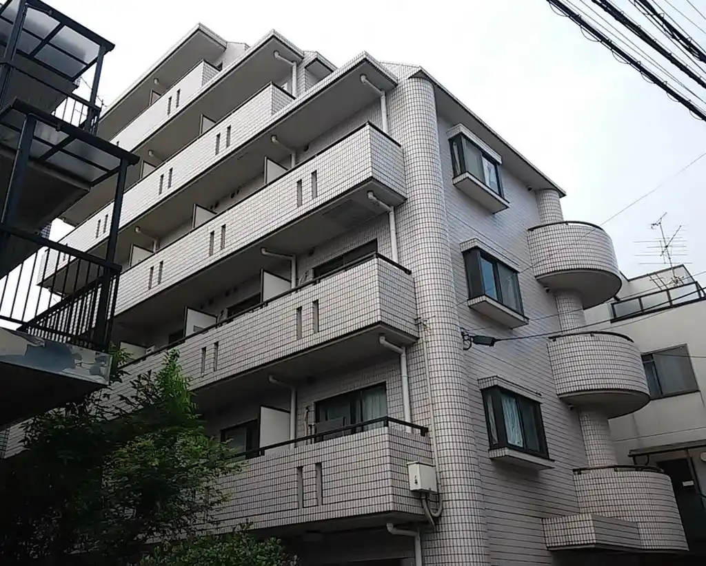 菊名センチュリー21 外観
