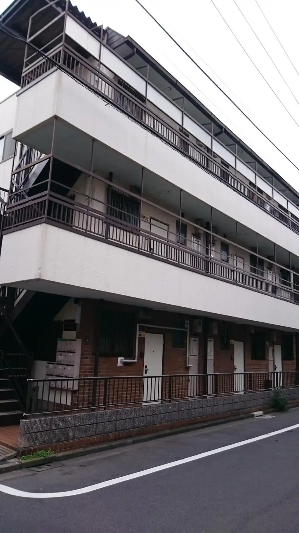 アイエスハイツ 外観