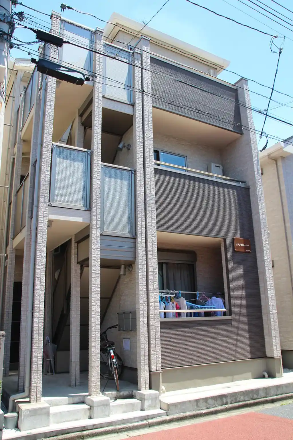 メゾンクローバー 外観