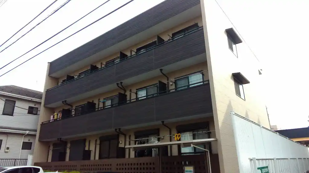 グラヴィス 外観