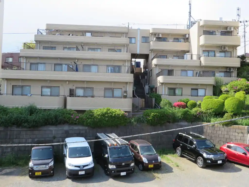 サニーヒルズ生田 外観