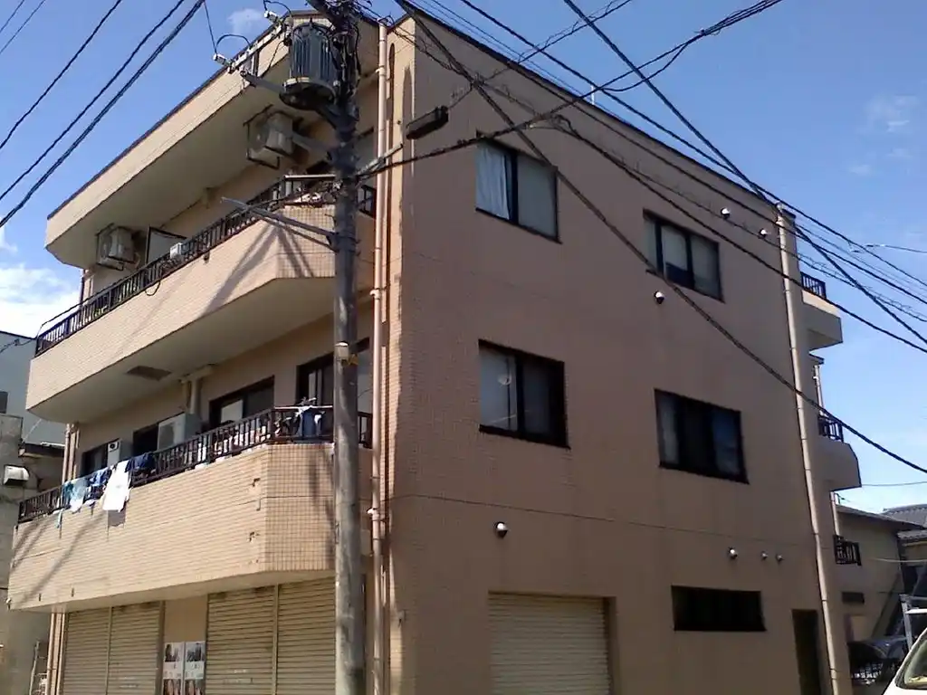 ラ・プランタンシミズ 外観