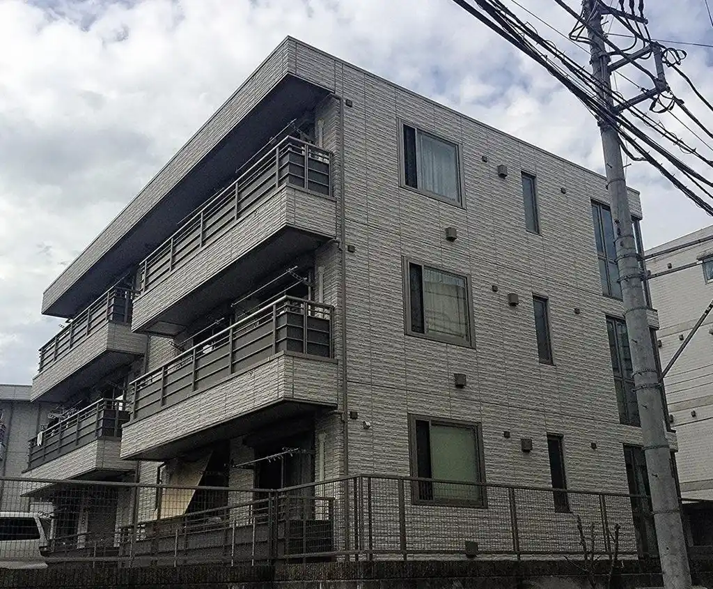 クレストールA 外観