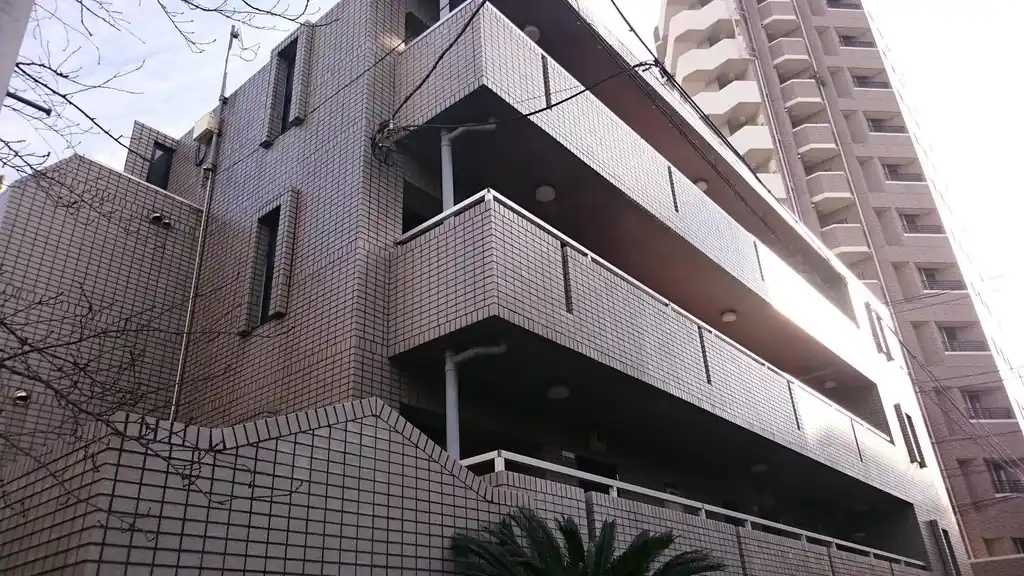 エスペラント 外観