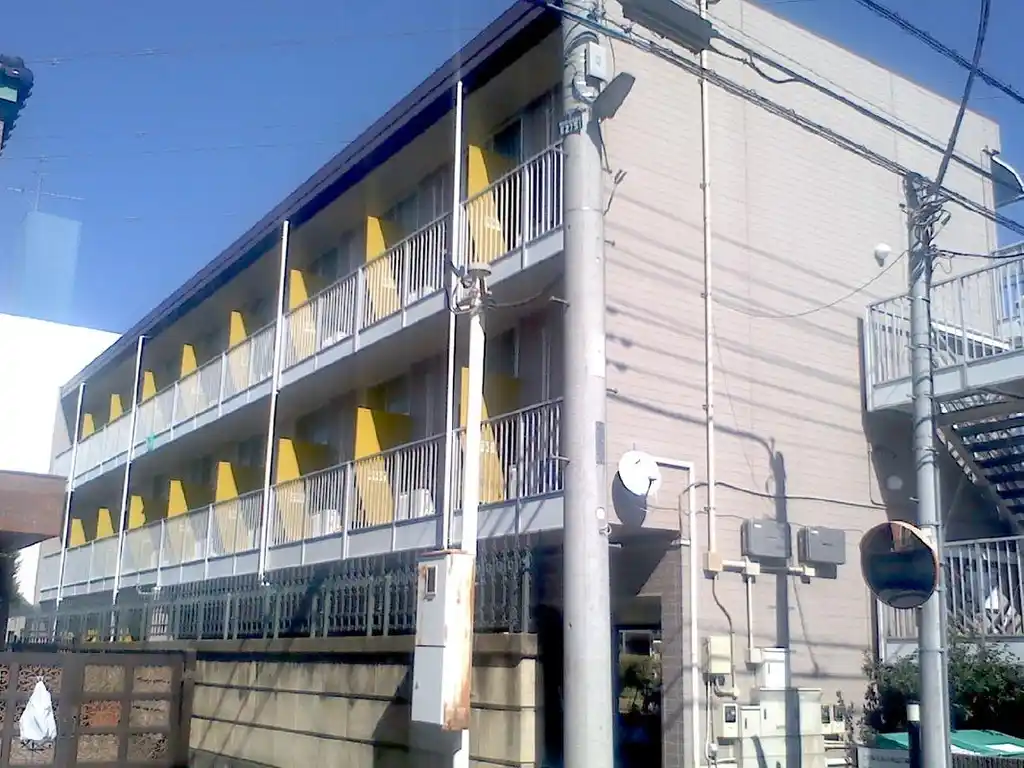 レオパレスシェル都2 外観